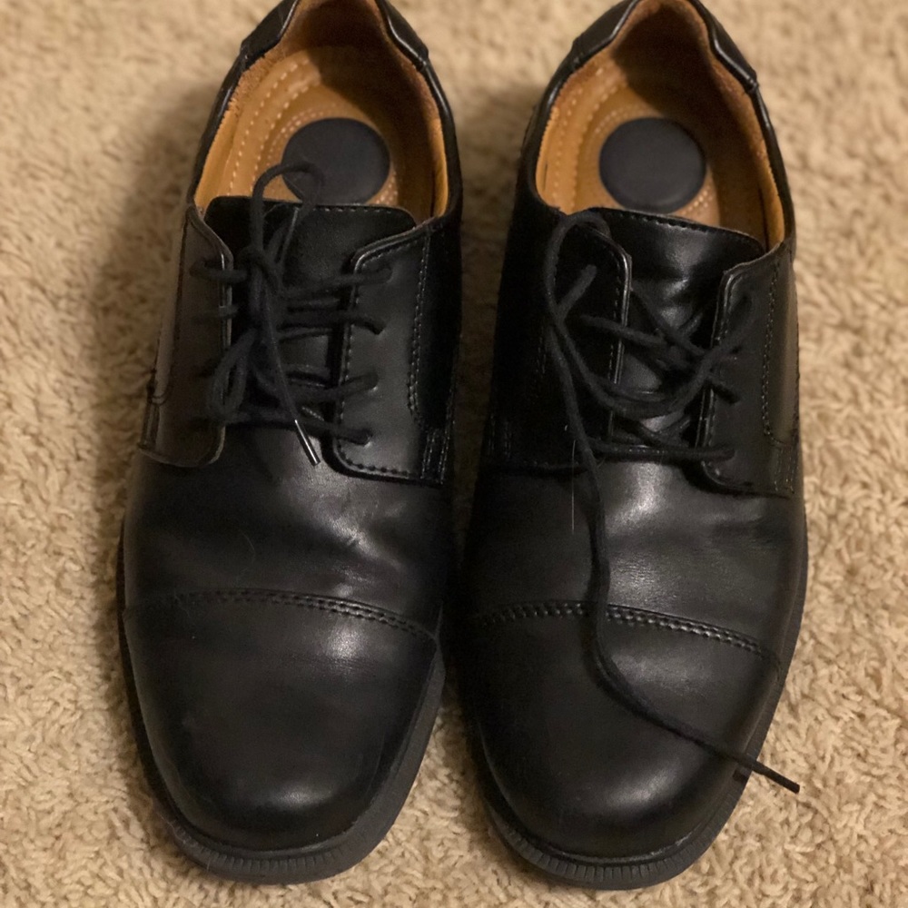 Men’s dress shoes
